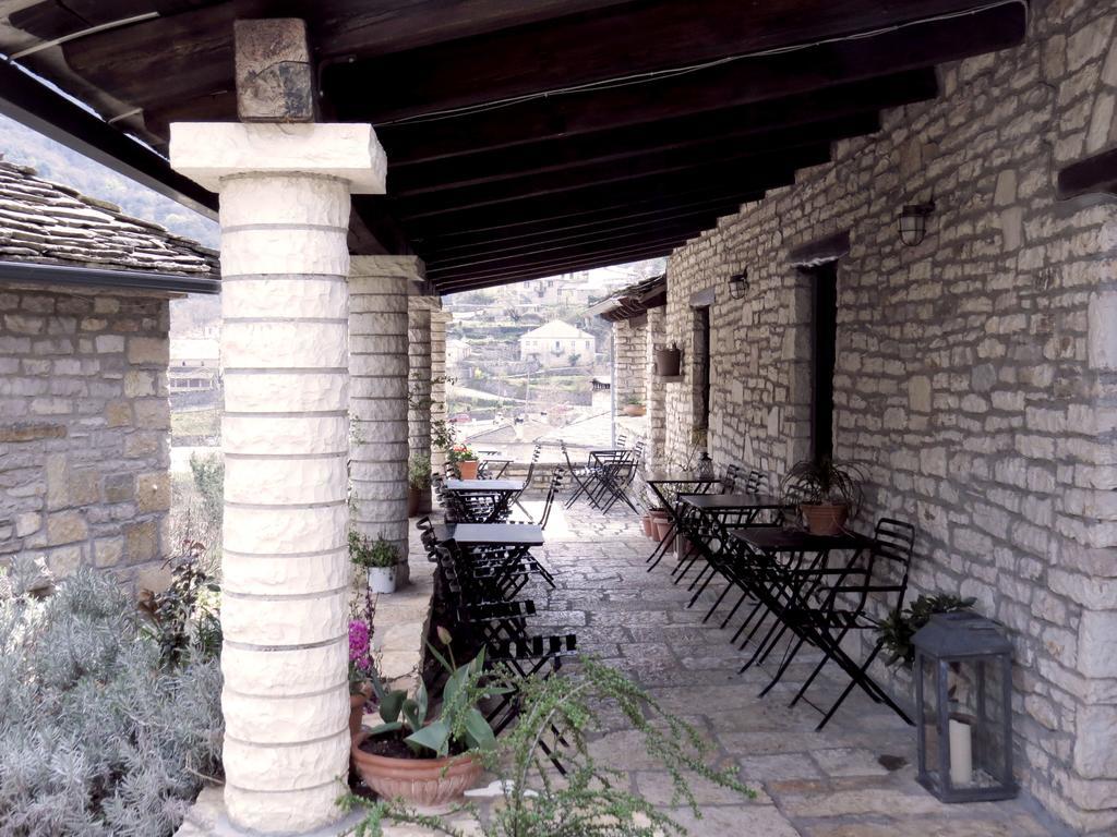Arhontiko Aristis Hotel Buitenkant foto