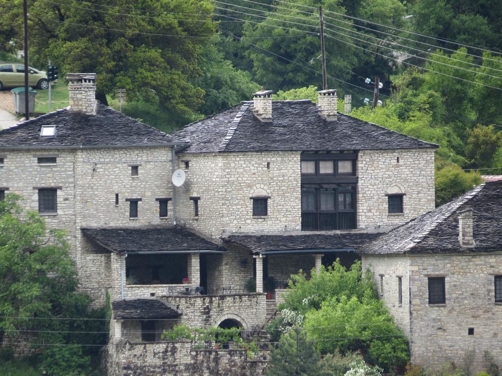 Arhontiko Aristis Hotel Buitenkant foto